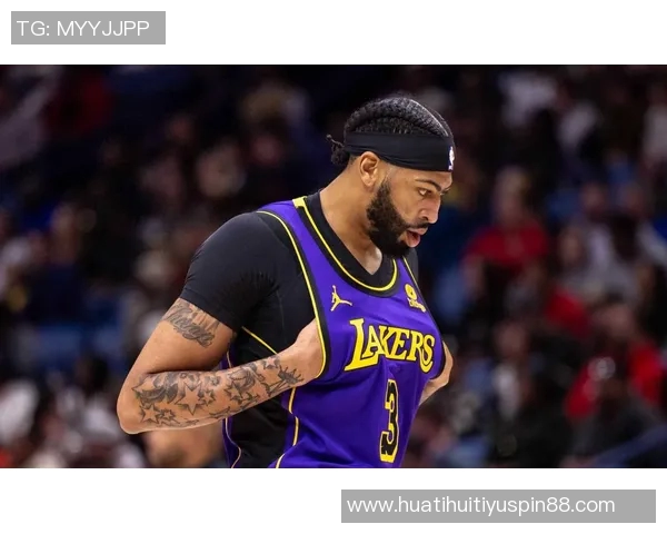 长江后浪推前浪文班对位浓眉续写传奇砍下40分15篮板的辉煌表现