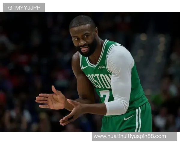 末节狂砍13分杰伦布朗全场33投14中豪取33分12篮板3助攻2抢断1盖帽