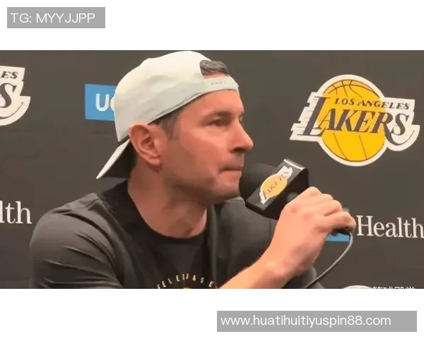 雷迪克直言队内一球员战术理解力差半场比赛仍不明白战术意图